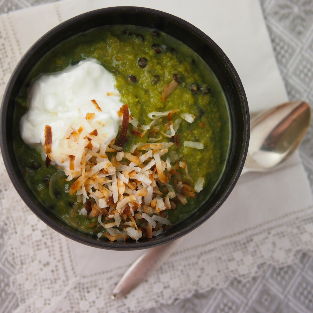 Curried Cauliflower Soup with Spinach and Black Lentils | asavoryplate.com